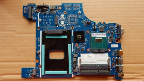Lenovo E540 alaplap - hibás 04X4781 processzor nélkül AILE2 NM-A161