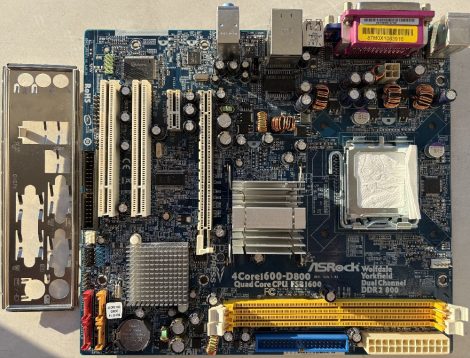 ASRock 4Core1600-D800 s775 alaplap Rev.1.01 FSB 800 1066 1333 1600 DDR2