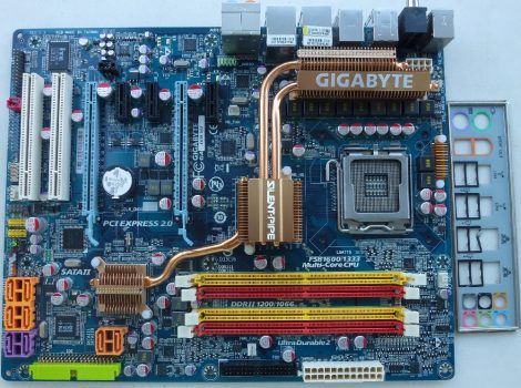 Gigabyte GA-EX38-DS5 REV:1.1 s775 alaplap 1600/1333/1066/800 MHz FSB DDR2