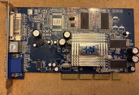 Hightech Excalibur Radeon 9200 VIVO 128MB - AGP8x VGA S-video kompozit Hightech Excalibur Radeon 9200 VIVO 128MB - AGP8x VGA S-video kompozit