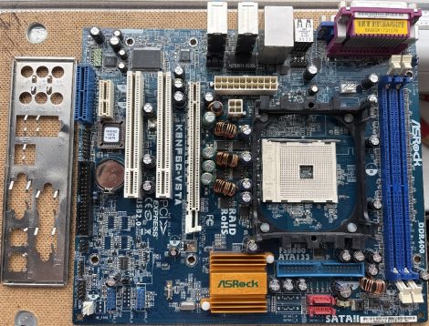 ASRock K8NF6G-VSTA Socket 754 alaplap ASRock K8NF6G-VSTA Socket 754 alaplap