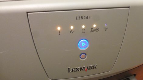 hibás Lexmark E250dn lézernyomtató - 4 led villog