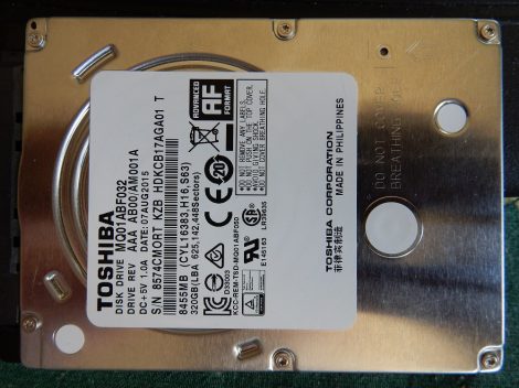 hibás TOSHIBA MQ01ABF032 320GB 2,5" Sata notebook HDD merevlemez 100%/8% MQ-01ABF032