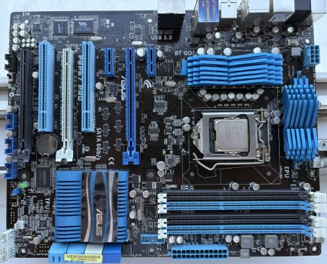 Asus P8P67 PRO s1155 alaplap 2011