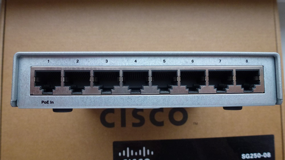 (未使用･未開封品)Cisco(SmallBusiness) (SLM2008T-JP) SG200-08-JP 8ポート 10/100/1000 ギガビットスマートスイッチ SG200-08-JP Amazon.com: Cisco SG200-08 8-port Gigabit Smart Switch