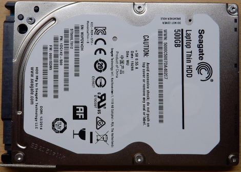 Seagate ST500LT012 500GB 2,5'' Sata notebook HDD merevlemez - hibás - nem pörög fel