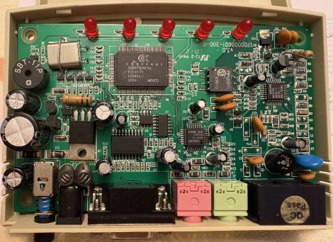 56k voice faxmodem angol táppal VD56SPS RS-232 külső