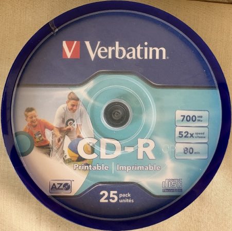 Verbatim CD-R írható CD lemez 25db. csőben 52x 700 MB 80 perc nyomtatható Verbatim CD-R írható CD lemez 25db. csőben 52x 700 MB 80 perc nyomtatható