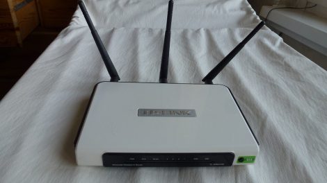 TP-LINK TL-WR941ND v3.5 300Mbps WiFi router - DD-WRT vagy gyári firmware