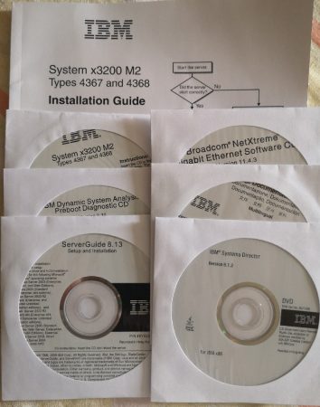 IBM System x3200 M2 Types 4367 and 4368 Installation Guide és 6 db. CD